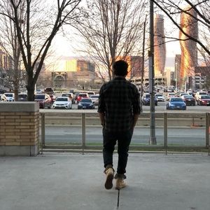 Meet your Posher, Yashik